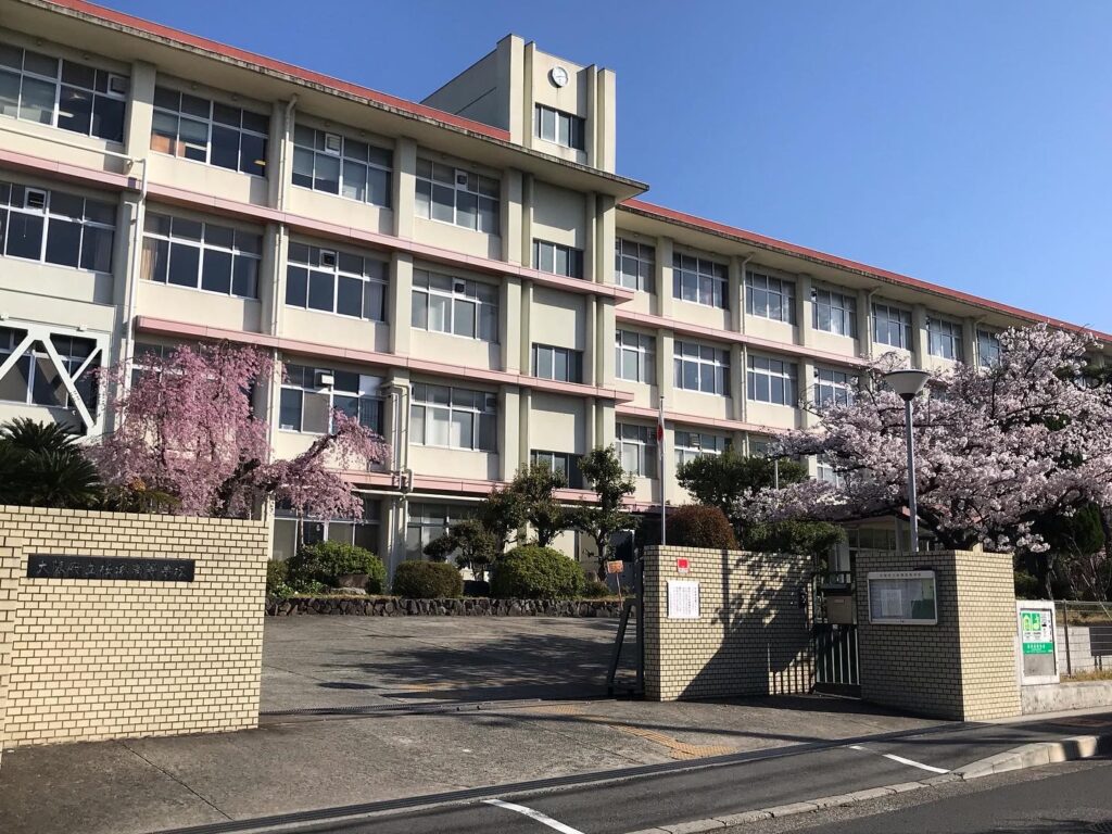 大阪府立桜塚高等学校　写真